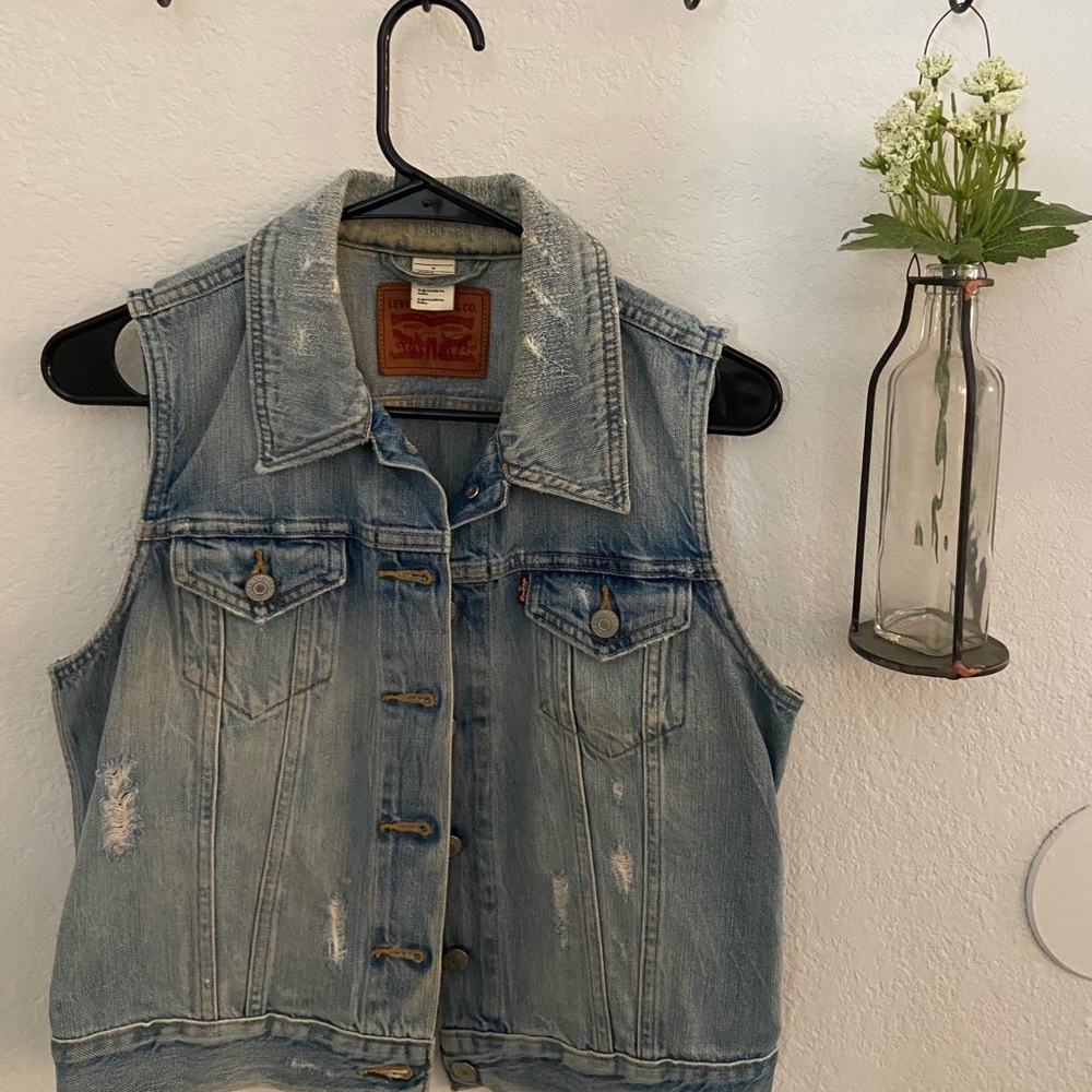 Women’s Medium Levi Strauss Jean Vest